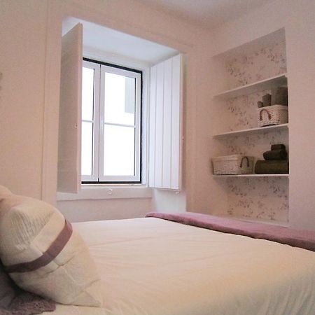 Shabby Chic Bairro Alto Apartment Lisbon Room photo